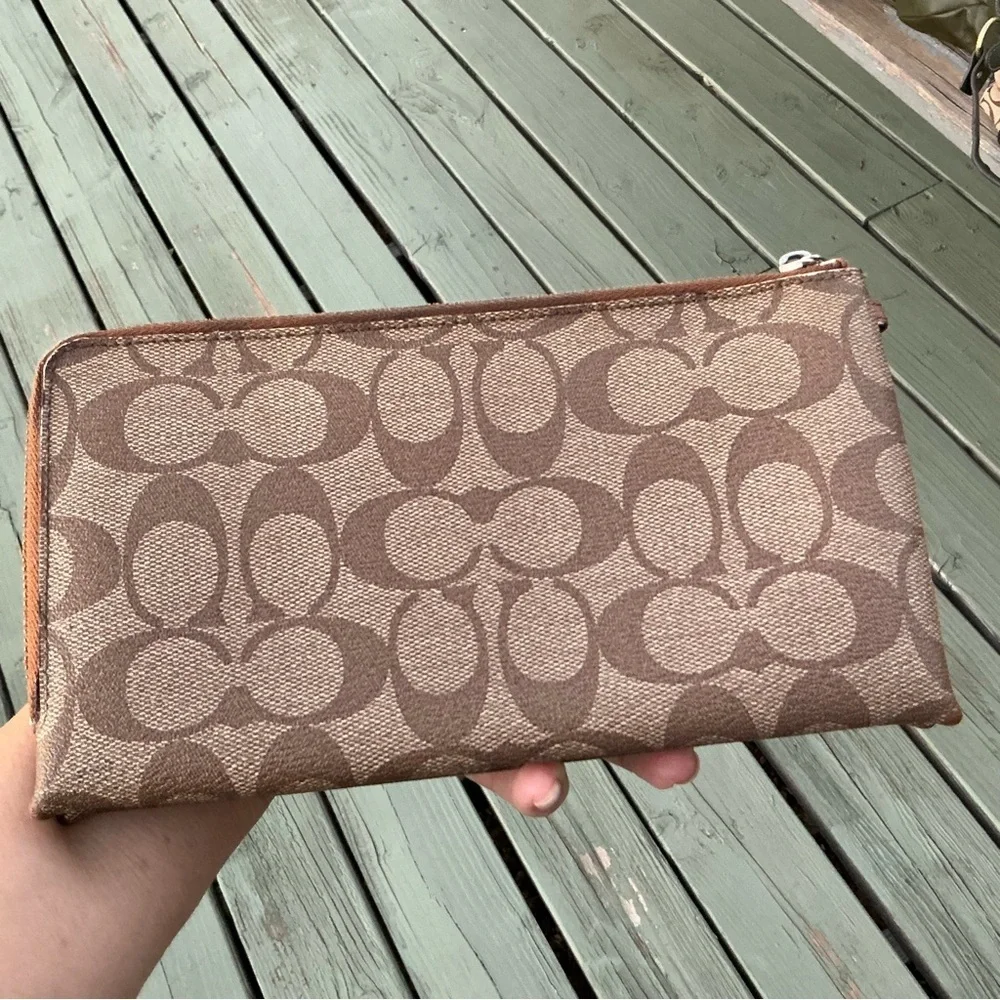 Coach Brown Signature Coated Canvas Double Corner Zip Wallet Wristlet/Purse